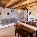 House Radojka Hébergement de vacances *