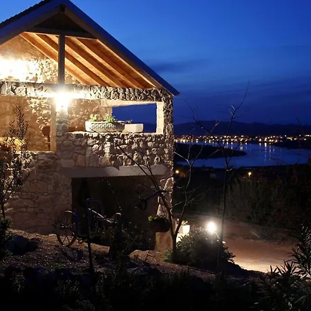 House Radojka Tisno
