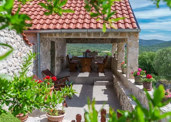 House Radojka Vakantiehuis Tisno